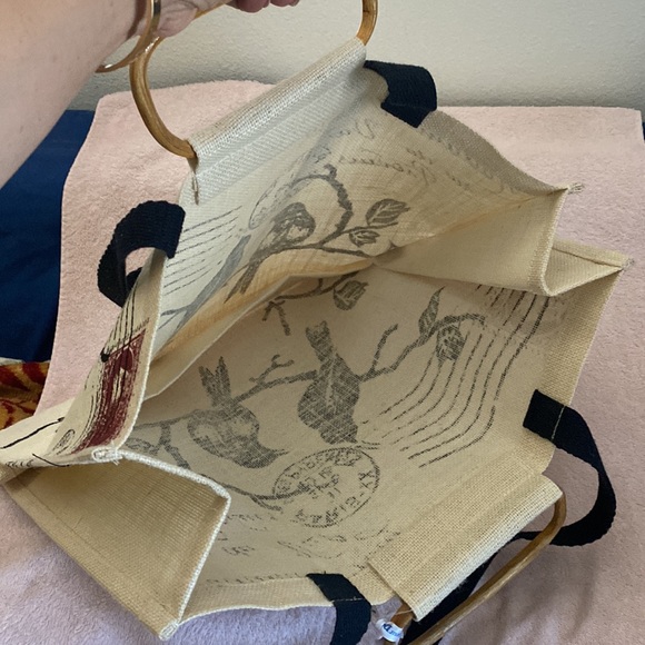 ❤️ NWT ❤️ Canvas Tote in bamboo handle with sling and Tag by: monsieur MARCEL - Picture 4 of 4